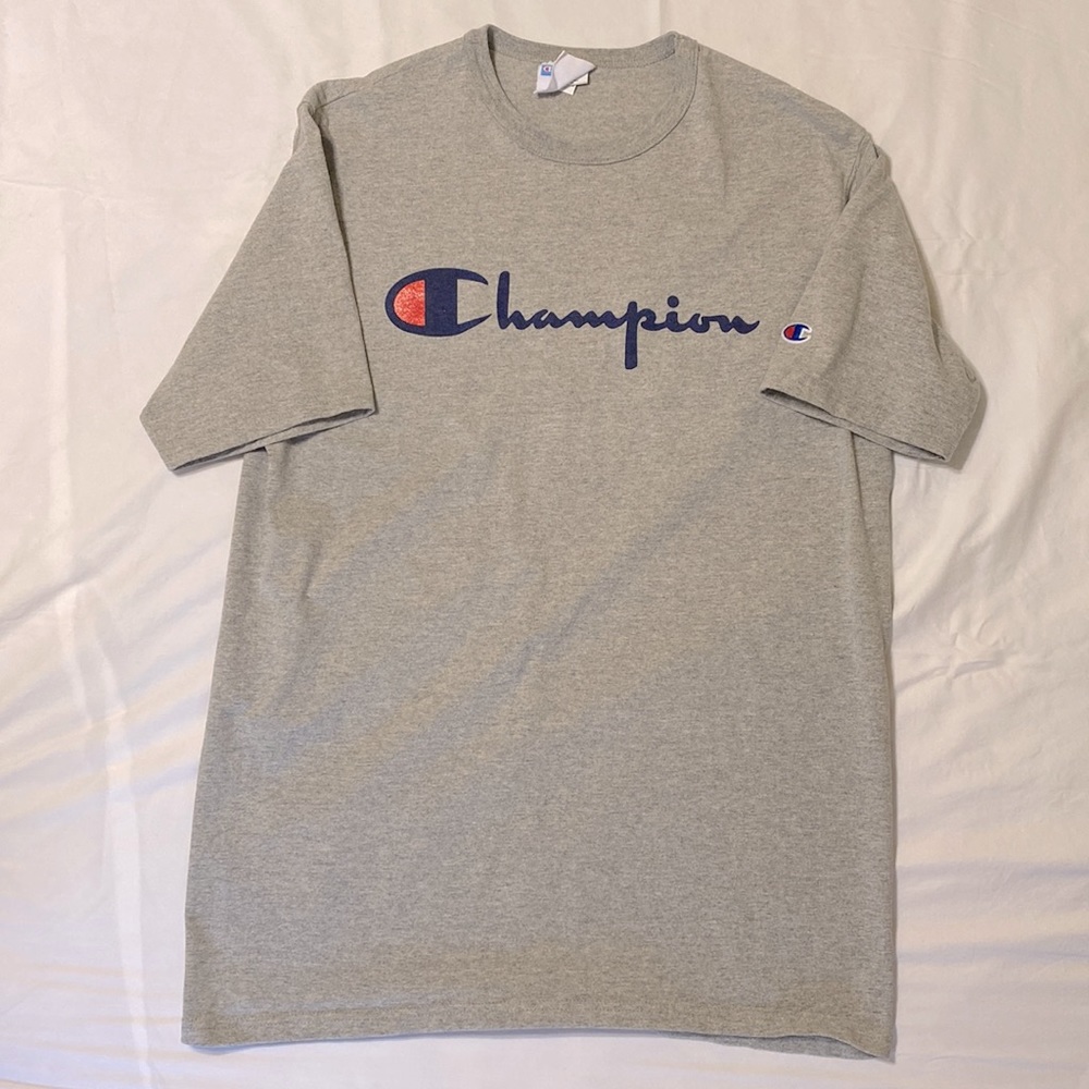 Light grey champion shirt